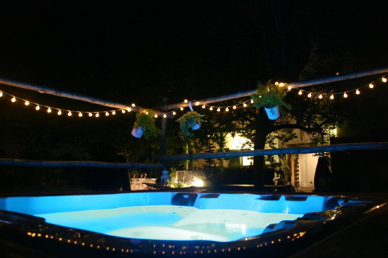 Bed and Breakfast I fichi bianchi Cutrofiano Esterno foto